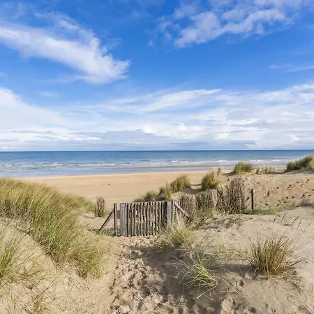 In The Dunes Of Sint-idesbald Apartment